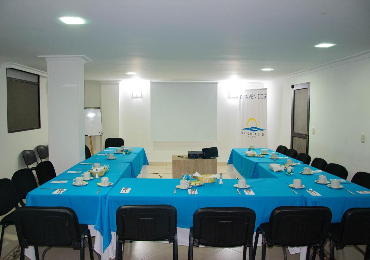 Hotel Valladolid Santa Marta  Exterior photo